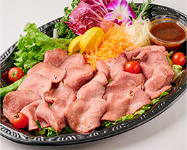 牛もも肉のローストビーフ